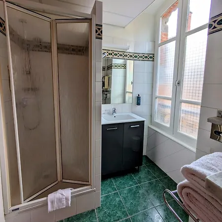Hotel The Originals Boutique, Grand Saint-pierre, Aurillac